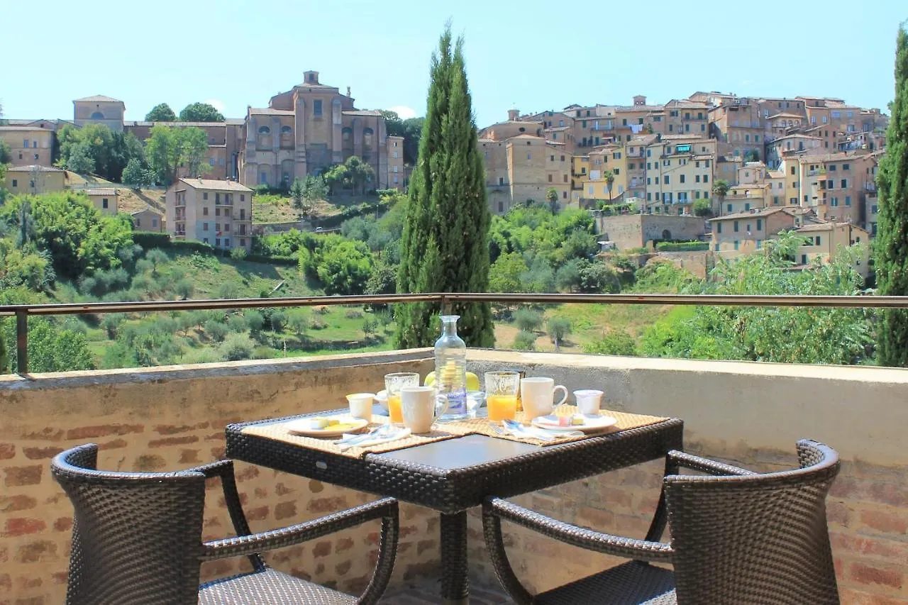 Villa Del Sole Siena contacts