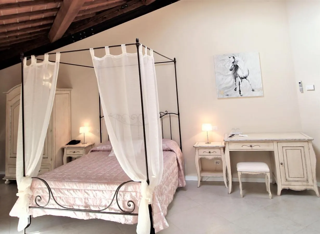 Villa Del Sole Siena 4*,
