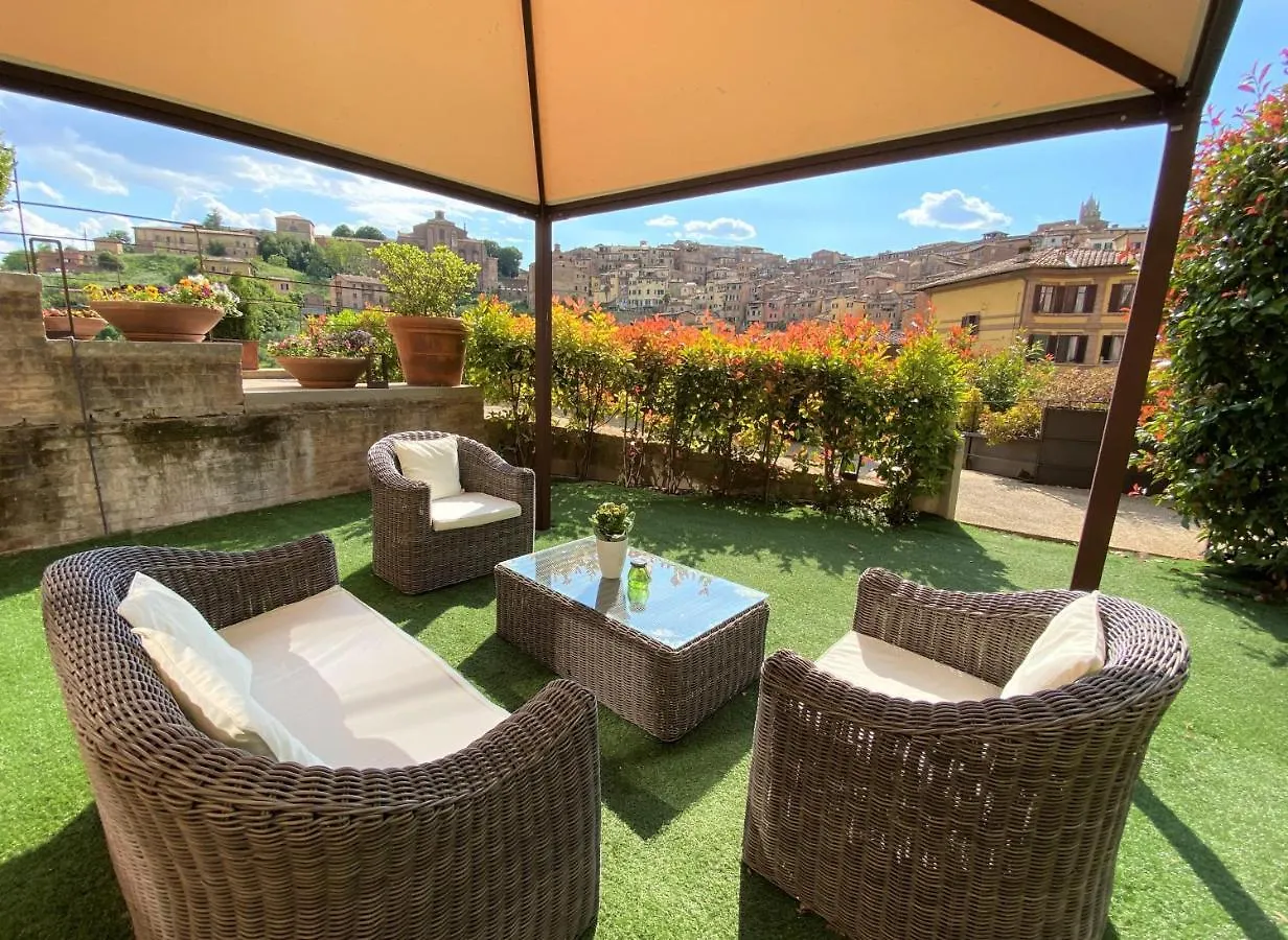 Villa Del Sole Сиена 4*,